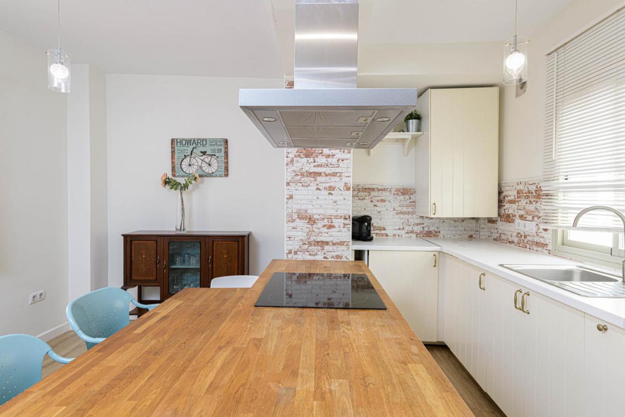 Wintowinrentals Genial Apartamento, Centrico Y Silencioso Малага Екстер'єр фото